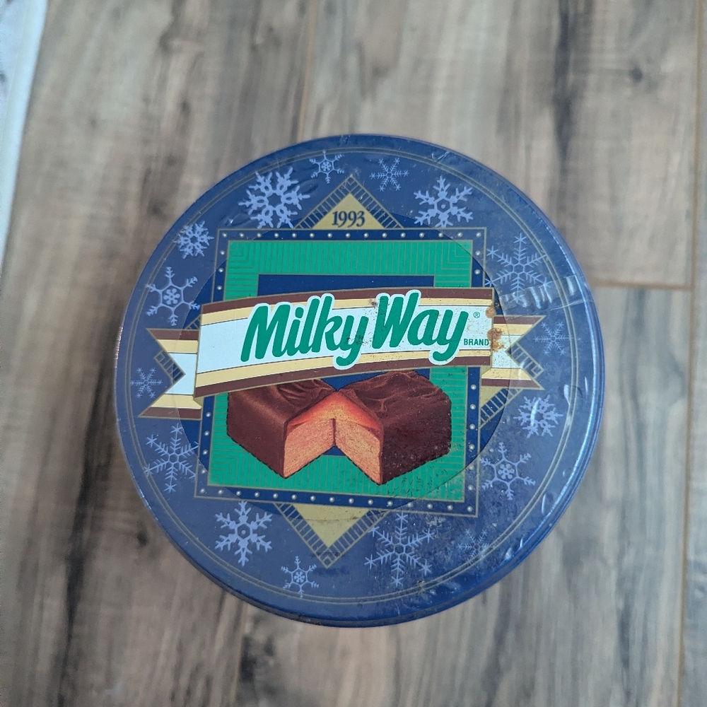 Milky Way Vintage Collectible Tin 1993.